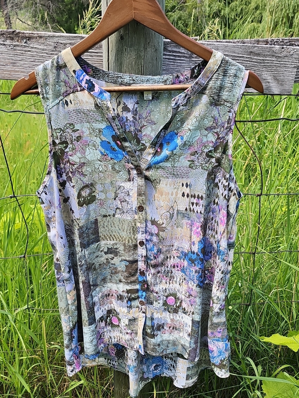 Spense Sleeveless Floral Print Blouse | Size Medium